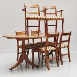 1088 2449 DINING ROOM SET